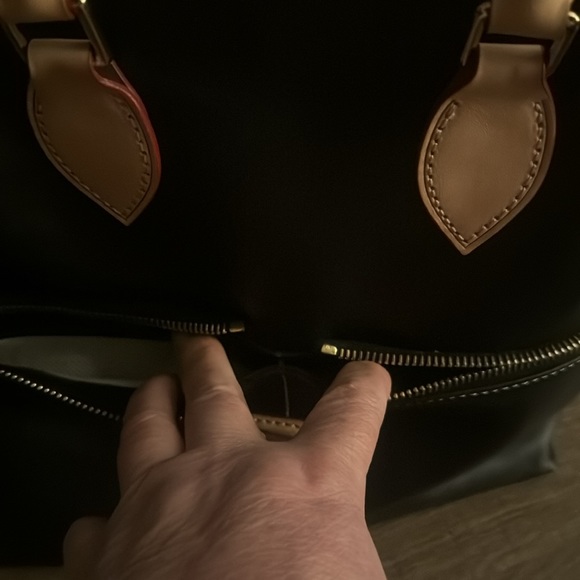 NWOT Dooney and Bourke 3 piece set (dust bag included) - Picture 10 of 12